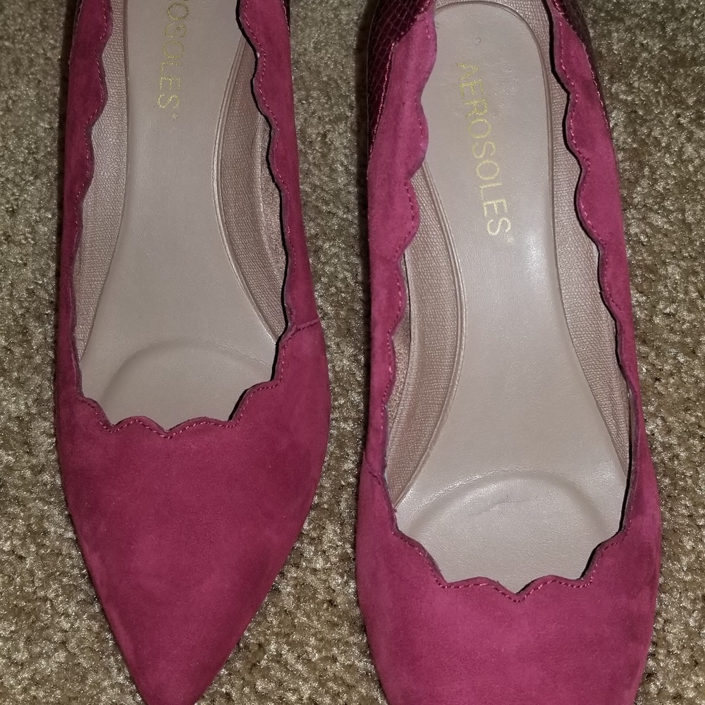 Ruby suede and croc Aeoresoles pumps